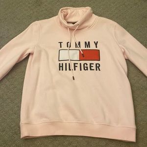 Tommy Hilfiger Logo Sweatshirt